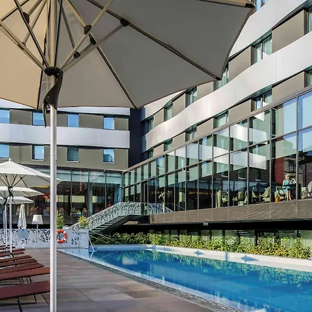 Ξενοδοχείο Novotel Lugano 4*