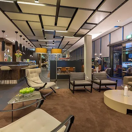 Ξενοδοχείο Novotel Lugano 4*