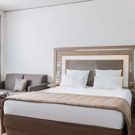 Novotel Lugano Ξενοδοχείο 4*